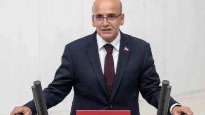 Bakan Şimşek’ten piyasalara mesaj: Gereken tedbirleri almayı sürdüreceğiz Hazine ve Maliye Bakanı Mehmet Şimşek, piyasa bozucu işlemlere ilişkin