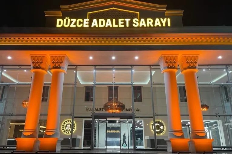 İcra dosyalarında usulsüzlük iddiasıyla 4 şüpheliye tutuklama Düzce Cumhuriyet Başsavcılığı'nın icra dosyalarındaki paraların sahte mühürle usulsüz aktarıldığı