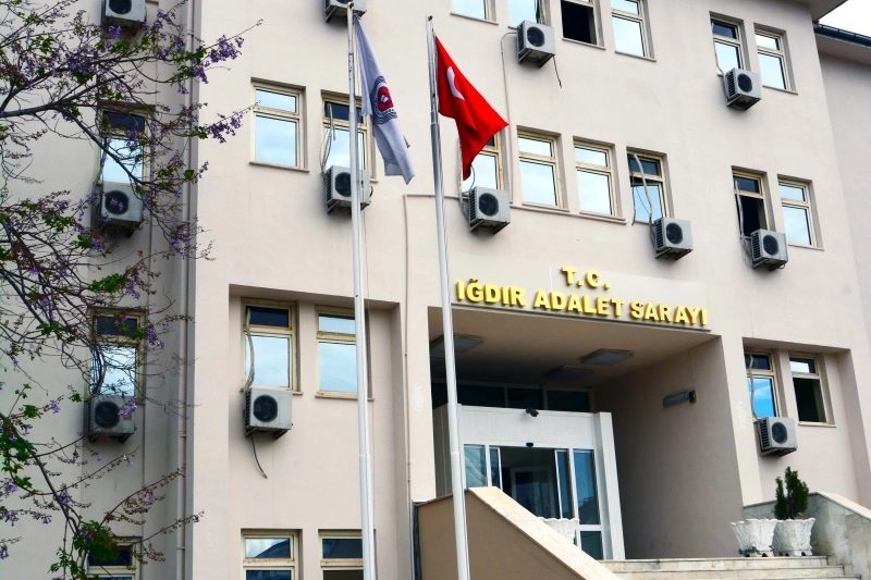 Iğdır için ‘İdare Mahkemesi’ kararı Adalet Bakanlığı kararıyla Iğdır’da İdare Mahkemesi kurulmasına karar verildi. Mahkemenin