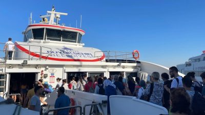 İzmir Büyükşehir Belediyesi iştiraki İZDENİZ’in yaz döneminde düzenlediği Urla ve