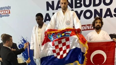 Karşıyakalı milli sporcu ve milli antrenör Dr. Ahmet Can Kapçak,