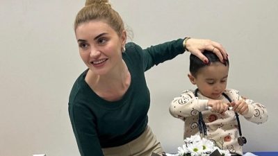 Okula dönüşte çocukları enfeksiyonlardan korumanın 5 yolu Okulların açılmasıyla birlikte çocukların kapalı ve kalabalık ortamlarda daha fazla