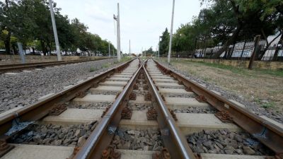 Sakarya Büyükşehir Belediyesi, ulaşımda büyük bir dönüşümün ilk adımlarını attı.