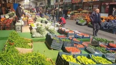 Yaş sebze ve meyvede fahiş fiyat uygulayanlara yönelik yapılan operasyonlarda