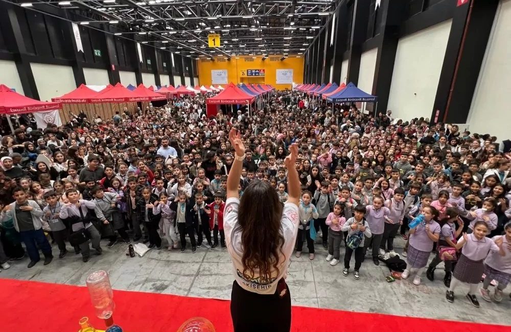 BilimFest 2026 Eskişehir’de bilim ve eğlenceyi buluşturuyor Eskişehir Büyükşehir Belediyesi öncülüğünde düzenlenen BilimFest 2026 Eskişehir, Eskişehir Fuar