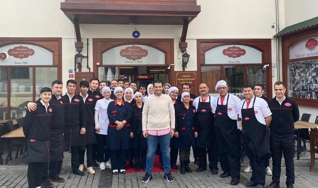 Bir esnaf işletmesini yıllarca ayakta tutan nedir? lezzetin ötesinde güven ve ustalık geleneği 1962 yılında Ahmet Usta tarafından kurulan Tarihi Merkezefendi Köftecisi, ikinci