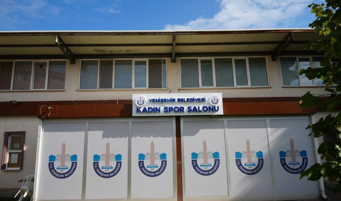 Bursa Yenişehir’de Kadın Spor Salonu yenilenen yüzüyle hizmette Bursa'da Yenişehir Belediyesi Kadın Spor Salonu, gerçekleştirilen yenileme çalışmalarının ardından