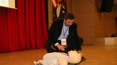 İzmir'de Çiğli Belediyesi, toplumda ilk yardım bilincini artırmak ve acil