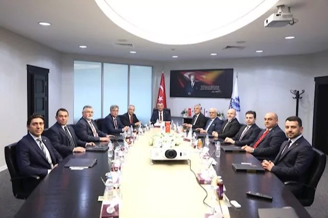 KAYSO ilk toplantısını yaptı Kayseri Sanayi Odası (KAYSO) Yönetim Kurulu, organ seçimlerinin ardından ilk