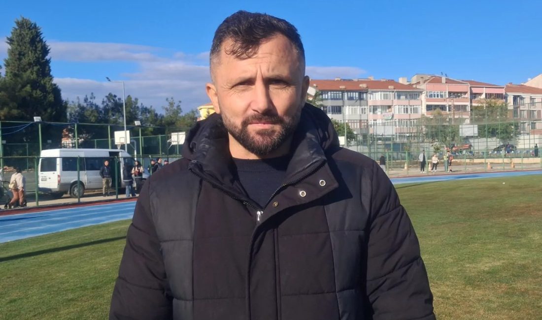 Keşanspor galibiyetle başladı… Yeşilırmak’tan taraftara teşekkür PGL’de sezonun ilk maçında Tekirdağspor’u sahasında 4-2 mağlup eden Keşanspor,
