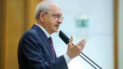 CHP Genel Başkanı Kemal Kılıçdaroğlu, partisinin grup toplantısında ekonomi, çiftçilerin