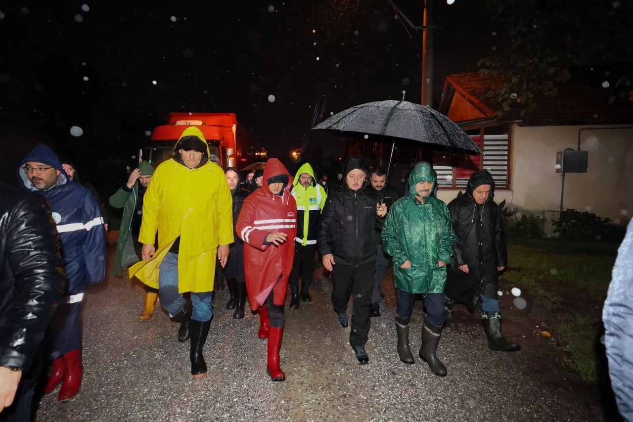 Kocaeli Valisi İlhami Aktaş ve Kocaeli Büyükşehir Belediye Başkanı Tahir