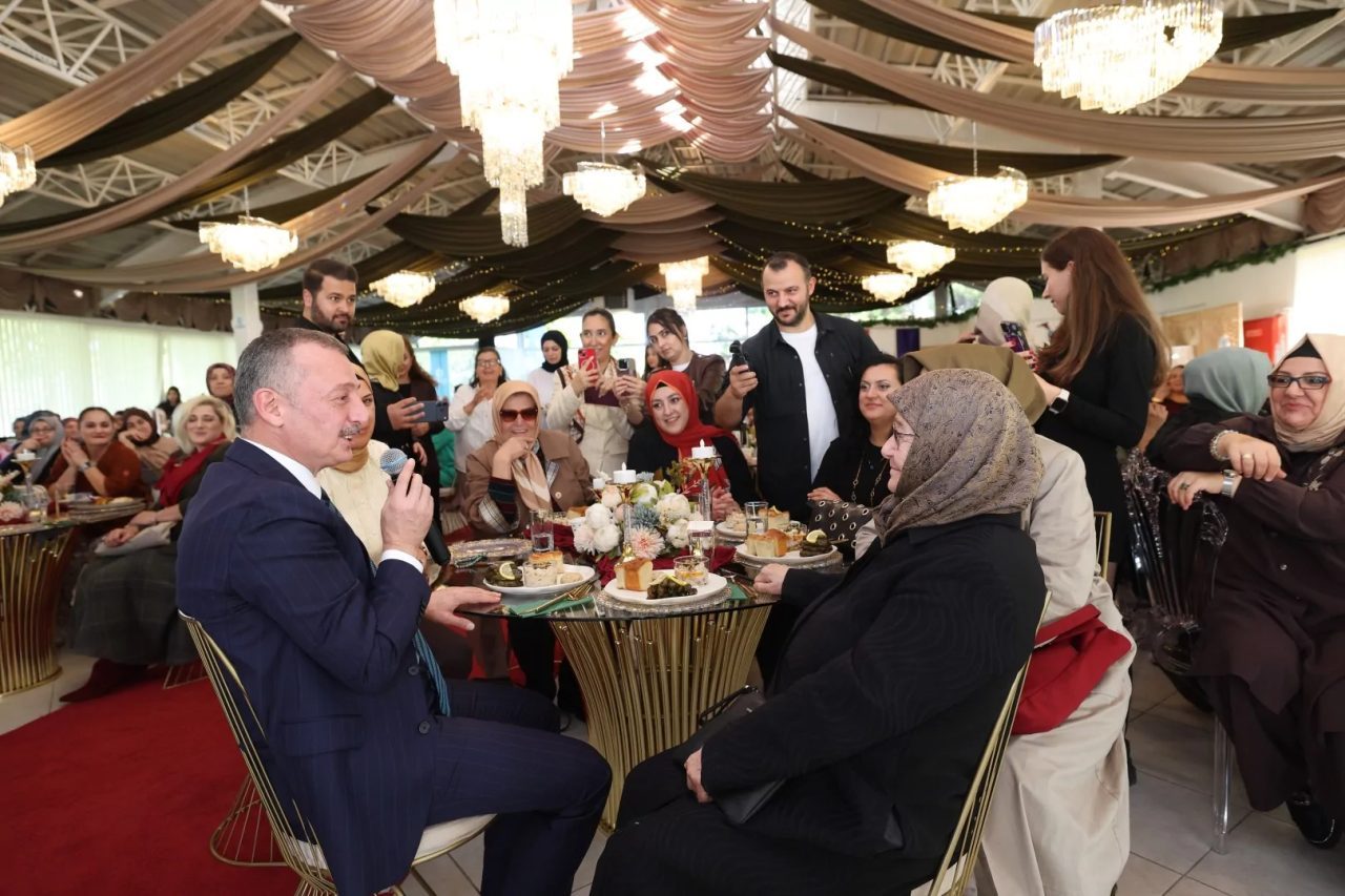 Kocaeli Büyükşehir Belediyesi’nin kadınlara yönelik hizmeti Anne Şehir, hayatlara dokunarak