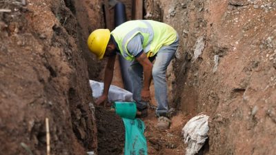 MUSKİ Genel Müdürlüğü tarafından Fethiye Çatalarık Mahallesi’nde foseptik taşmaları ve