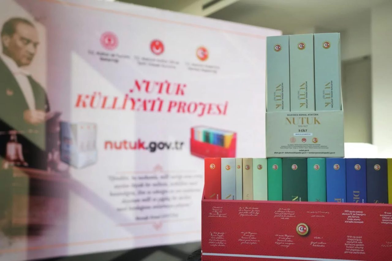 Kültür ve Turizm Bakanı Mehmet Nuri Ersoy, Nutuk’un farklı dillerde