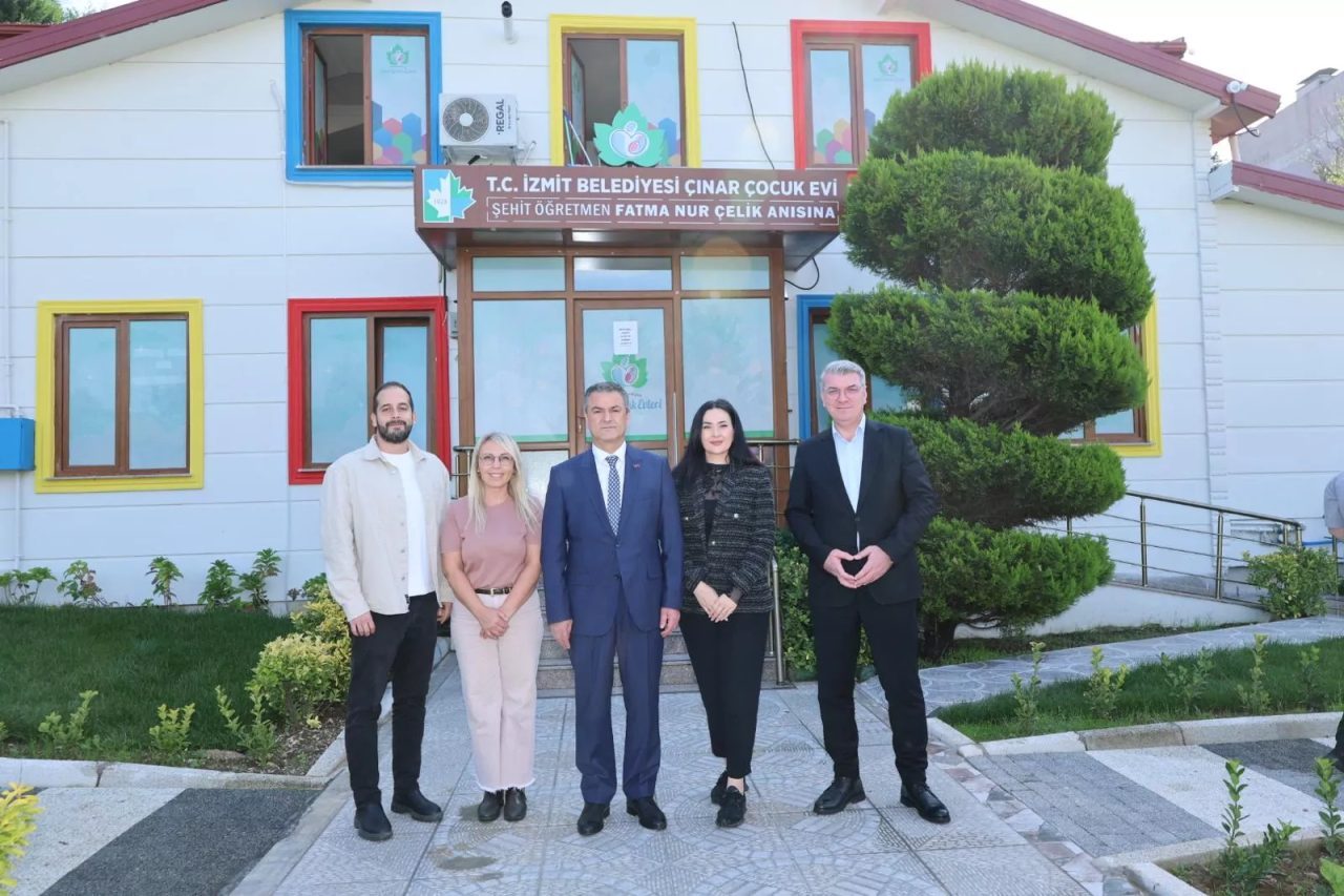 İzmit Belediyesi'nin 6’ncı Çınar Çocuk Evi olarak hayata geçirdiği Şehit