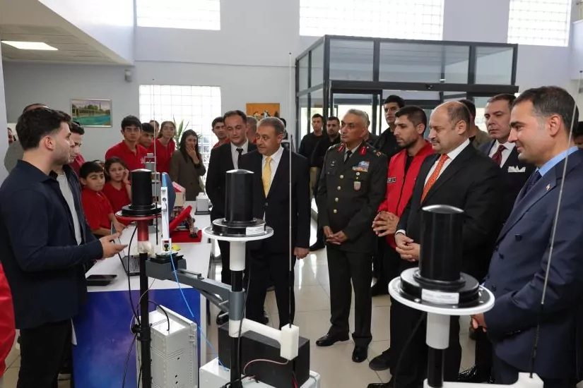 Şanlıurfa’da düzenlenen TEKNOFEST Güneydoğu yarışmalarında dereceye giren ve finalist olmaya
