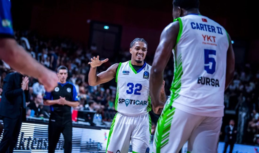 TOFAŞ, EuroCup’ta Napoli deplasmanında BKT EuroCup C Grubu'nda 3'te 3 yaparak yoluna devam eden